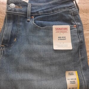 Levi's mid-rise straight leg jeans